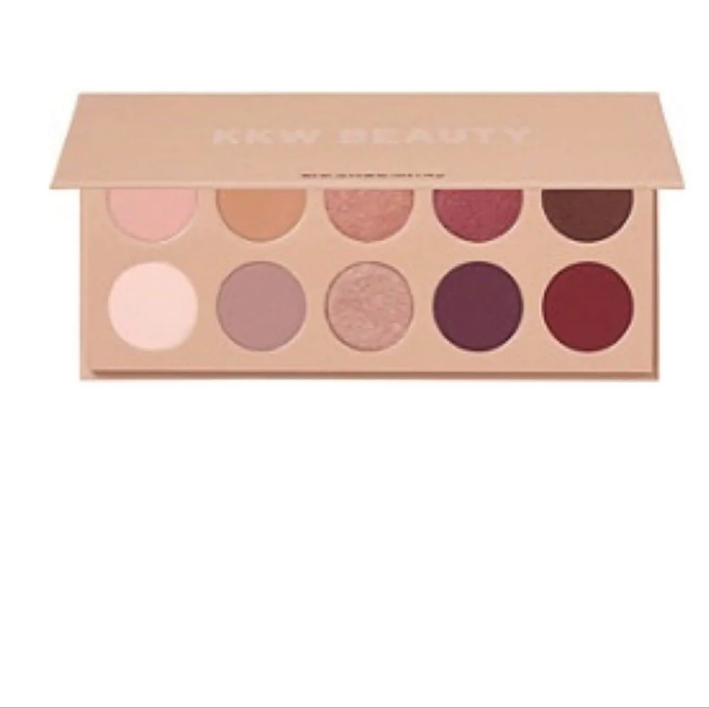 KKW Beauty Classic Eyeshadow Palette